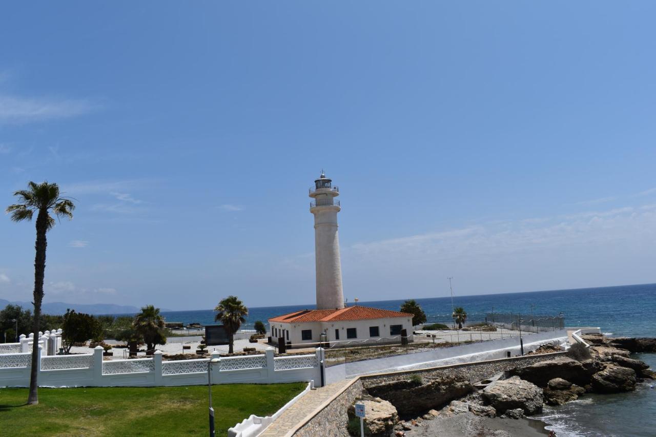 Apartamento Fantastic Studio - Beachfront Torrox Exterior foto