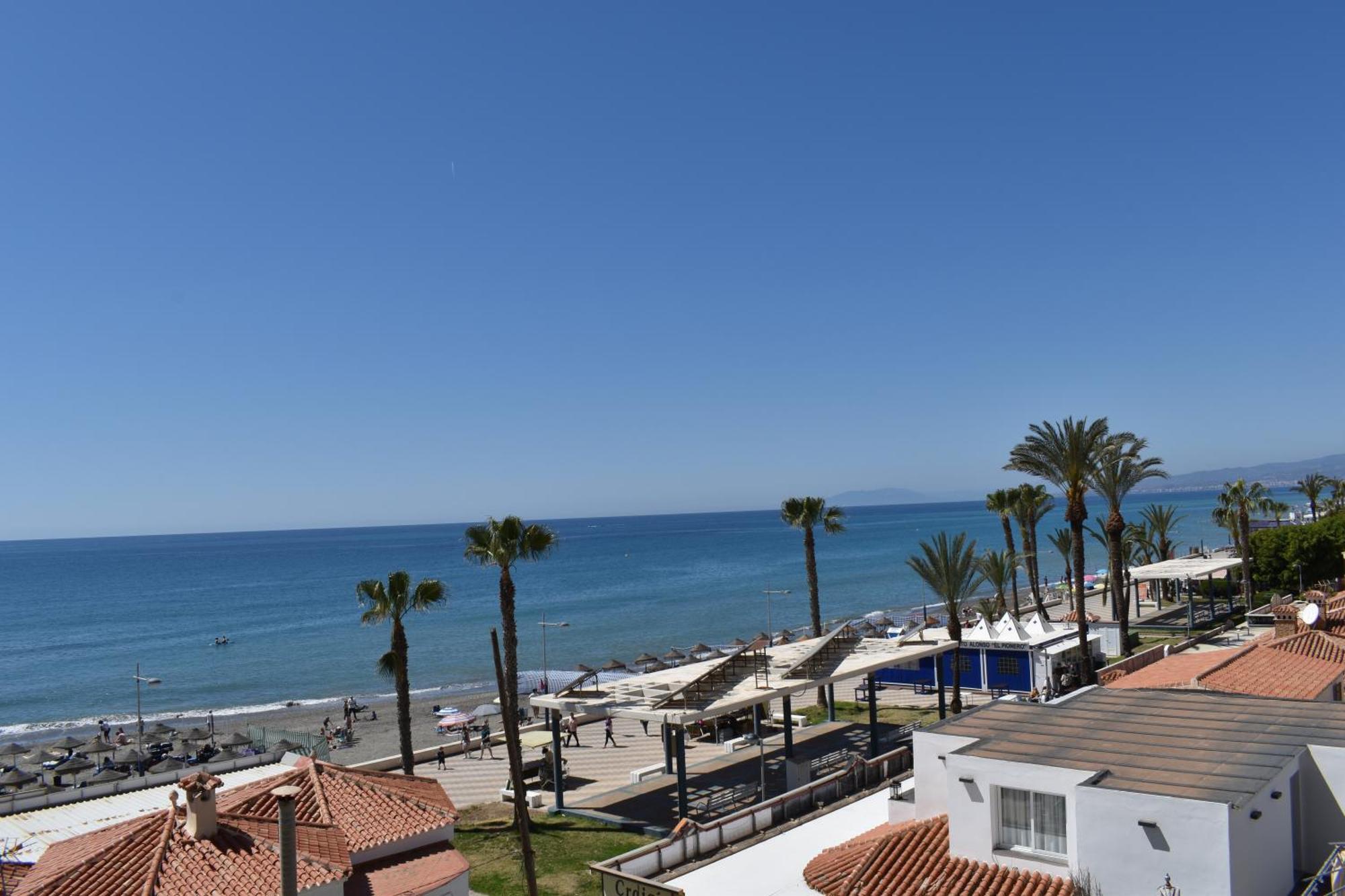 Apartamento Fantastic Studio - Beachfront Torrox Exterior foto